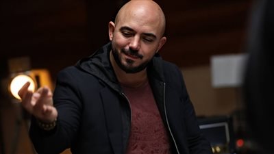 بهذه الطريقة.. محمود العسيلي يهنئ جمهوره بعيد الفطر