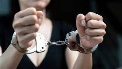 تفاصيل التحقيق في قيام سيدة بسرقة 2 محل إكسسوارات بالجمالية 