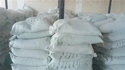 تحرير 3175 محضر تموين متنوع.. وضبط 19 طن دقيق مدعم و5 طن سكر خلال شهر في سوهاج