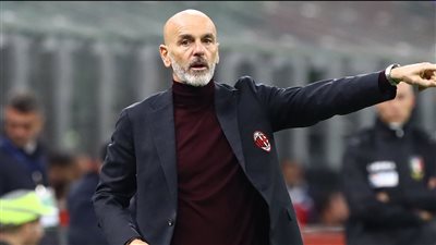 مصدر يكشف حقيقة تعاقد ميلان مع بديل ستيفانو بيولي