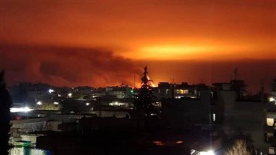 عاجل| قصف صاروخي يستهدف قاعدة للقوات الأمريكية في سوريا