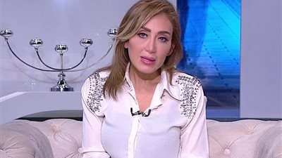 مجنون المشاهير.. حبس طالب المتهم بتهديد الإعلامية ريهام سعيد في الشيخ زايد