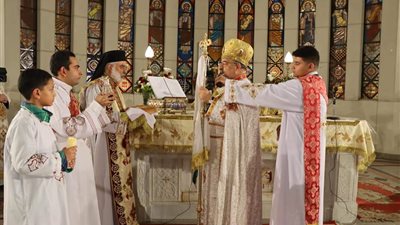 بحضور مندوب رئاسة الجمهورية.. الكنيسة الكاثوليكية تحتفل بعيد الميلاد المجيد 
