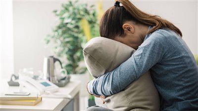 الحزن المفاجئ.. تحدياته وكيفية التعامل الصحيح مع المشاعر الغير متوقعة