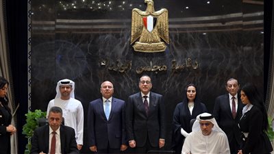 النقل: توقيع عقد بناء وإدارة وتشغيل وصيانة محطة 