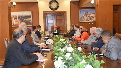 محافظ بورسعيد يشيد بأعمال تطوير منطقة فاطمة الزهراء بالضواحي 