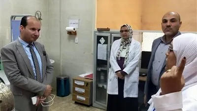 إحالة مسئول مكتب الصحة وأطباء مركز طبي بالعبور للتحقيق