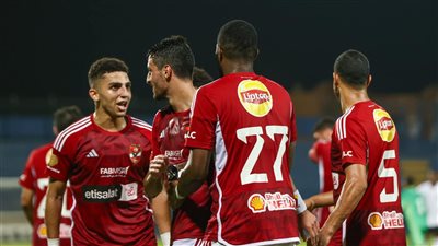 ساعات فاصلة لجماهير الأهلي في تصويت جلوب سوكر