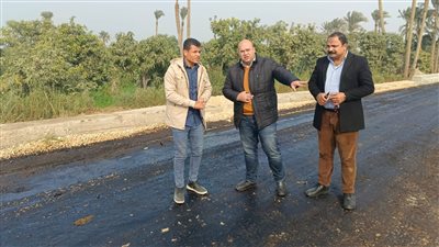 نائب محافظ الجيزة يتفقد مشروعات مبادرة 