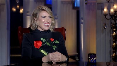 لهذا السبب.. إيناس الدغيدي تتصدر التريند 