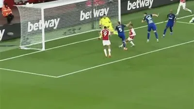 أرسنال يسقط في عقر داره أمام وست هام يونايتد بالدوري الإنجليزي