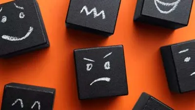 كيف تدير عواطفك بشكل أفضل؟