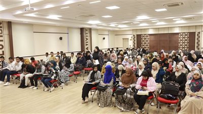 تدريب 360 طالبا وطالبة بجامعة أسوان على ريادة الأعمال