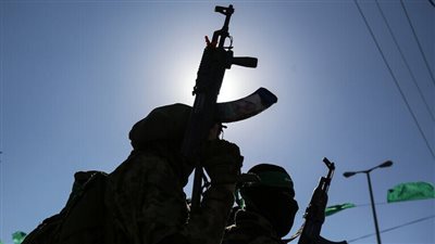 رد مفاجئ من حزب الله على هجمات إسرائيل ببيروت.. سمير فرج يكشف (فيديو)