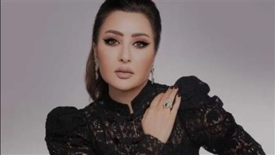 بعد تلقيها عزاء والدتها.. لطيفة توجه رسالة شكر لكل من ساندها 