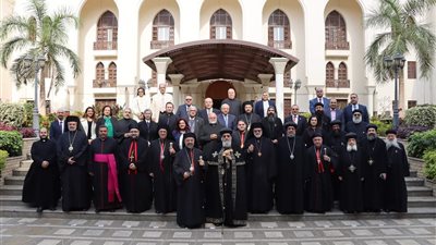 بطريرك الأقباط الكاثوليك يزور قداسة البابا تواضروس الثاني للتهنئة بعيد الميلاد المجيد