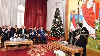 للتهنئة بالعيد.. قداسة البابا يستقبل رئيس مجلس القضاء الأعلى والنائب العام