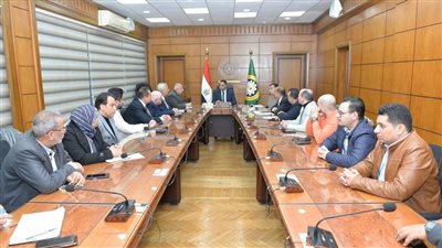 لهذا السبب.. محافظ الدقهلية يلتقي بوفد المستثمرين بالمنطقة الاستثمارية بميت غمر 