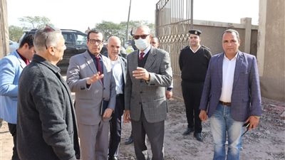 محافظ القليوبية يتفقد أعمال إنشاء محطة مياه المنشأة الكبرى بمدينة كفر شكر