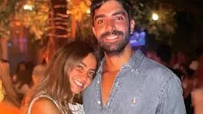 بعد انفصالهما.. تعرف على كريم قنديل زوج هند عبدالحليم السابق