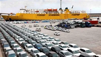 بعد تفعيل المبادرة.. ما الشروط اللازم توافرها لاستيراد سيارات مُعفاة من الضرائب للمصريين بالخارج؟