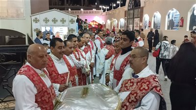 الكنائس تقيم صلوات قداس عيد الميلاد المجيد بالبحر الأحمر