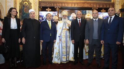 محافظ الجيزة يزور مطرانية الجيزة للأقباط الأرثوذكس للتهنئة بعيد الميلاد المجيد