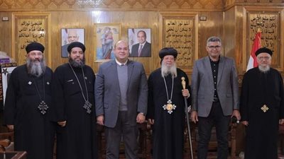 أسقف طموه يستقبل نائب محافظ الجيزة ومساعد وزير الداخلية للتهنئة بالعيد 