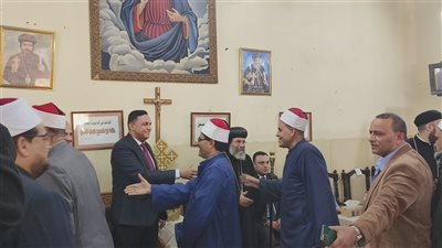 محافظ الدقهلية وقيادتها يشاركون الأقباط احتفالاهم بعيد الميلاد بكنيسة مارجرجس بميت غمر 