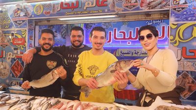 شمس الكويتيه ترقص بـ سوق السمك المطور بورسعيد