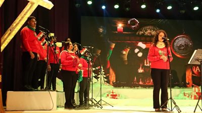 رئيس هيئة قصور الثقافة يشهد احتفالية عيد الميلاد المجيد بمسرح السامر