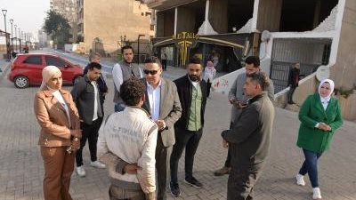 محافظ الدقهلية يكلف بسرعة تقديم كافة الرعاية لطفل يفترش رصيف ممشي المنصورة الجديد