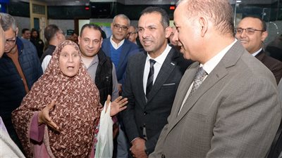 رئيس جامعة المنصورة يتابع معدلات إنجاز المنشآت الجديدة بقطاعى التَّعليم والمستشفيات