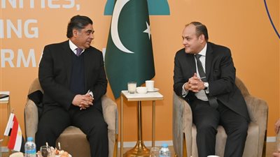 وزير الصناعة ارتفاع حجم الصادرات المصرية لبكستان إلي ٣٠٠ مليون دولار