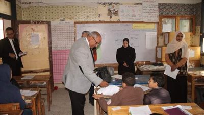 تعليم بني سويف: 165 ألف طالب في 695 مدرسة يؤدون امتحانات نهاية الفصل الدراسي الأول لصفوف النقل