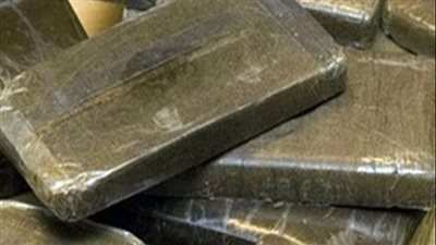 استمرار حبس عاطلين لحيازتهما على 1.900 كيلو من مخدر الحشيش في الصف