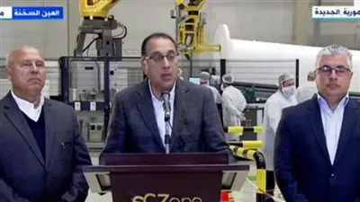 رئيس الوزراء عن مصانع المنطقة الاقتصادية: حاجة تفرح