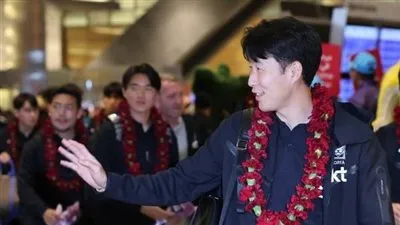 وصول بعثة المنتخب الكوري إلى قطر وسط ترحيب كبير استعدادًا للمشاركة بكأس آسيا