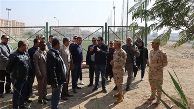 نائب محافظ بني سويف يتفقد معسكر الشباب وموقع الاصطفاف الخاص بمعدات الأجهزة التنفيذية