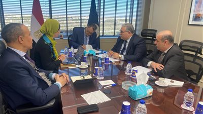 وزير السياحة والآثار يناقش مسودة قانون إنشاء الغرف السياحية وتنظيم اتحاد لها