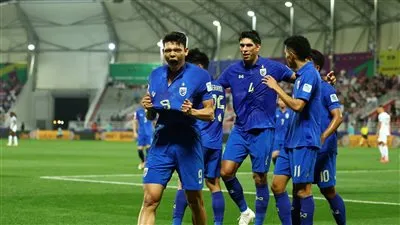 منتخب تايلاند يفوز قرجيكستان في كأس أسيا