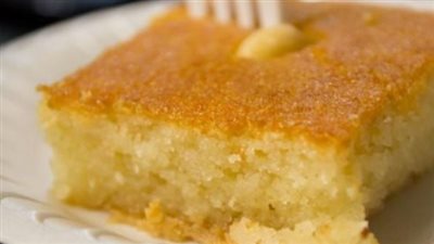 بمكونات بسيطة يمكنك إعداد البسبوسة في المنزل 