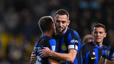 من هو معلق مباراة انتر ميلان ضد فيورنتينا اليوم الأحد؟