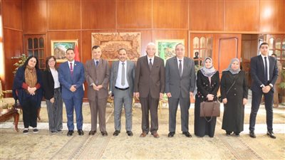 رئيس جامعة المنوفية يستقبل وفد مشروع مبادرة تميز المعلم