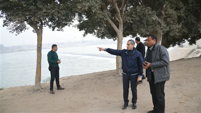 محافظ الغربية يقيل رئيس وحدة محلية بسبب الإهمال (صور)