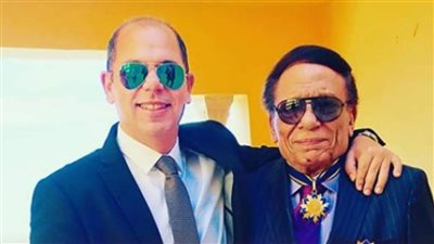 السند الحقيقي.. 'رامي' يوجه رسالة لوالده عادل إمام ووالدته