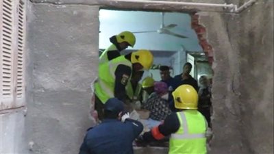 الحماية المدنية بالسويس تستجيب لاستغاثة سيدة مريضة ونقلها لتلقي العلاج بأحد المستشفيات