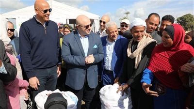 محافظ بني سويف يشهد احتفالية موسم حصاد البطاطس التصنيع 