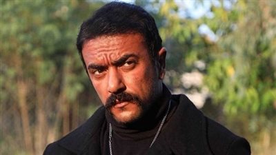 تطورات الحالة الصحية للفنان أحمد العوضي بعد نقله إلى المستشفى