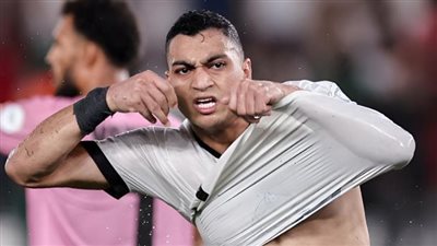 عاجل.. منتخب مصر يخاطب الكاف بشأن موقف مصطفى محمد من البطاقة الصفراء بعد هدف الرأس الأخضر
